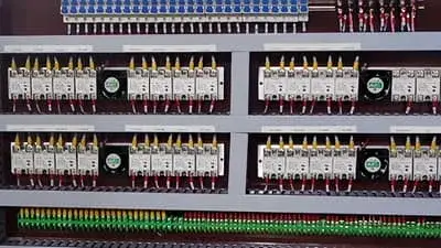 الخزانة الكهربائية