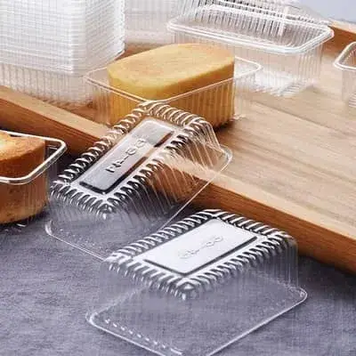 ماكينات تشكيل حراري للبلاستيك متعددة المحطات