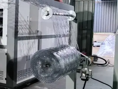 إعادة لف مخلفات الالواح البلاستيكية