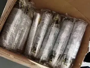 الأكواب المعبأة الجاهزة